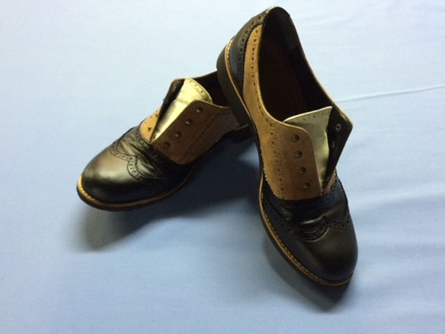 Lavaggio, pulitura tintura scarpe