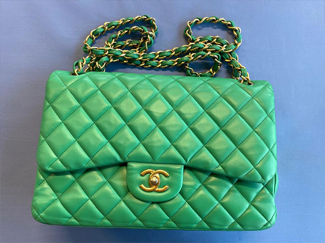 Lavaggio, pulitura tintura scarpe